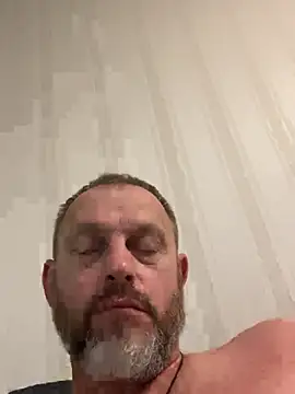Frosln Live XXX chat
