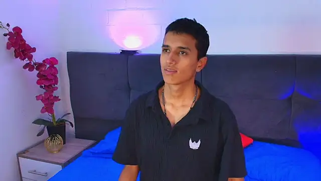 Alan_Colthon live XXX chat