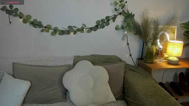 HoneyEmilly 现场XXX聊天