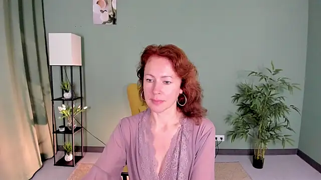 Chat +18 de LeticiaRomano ao vivo
