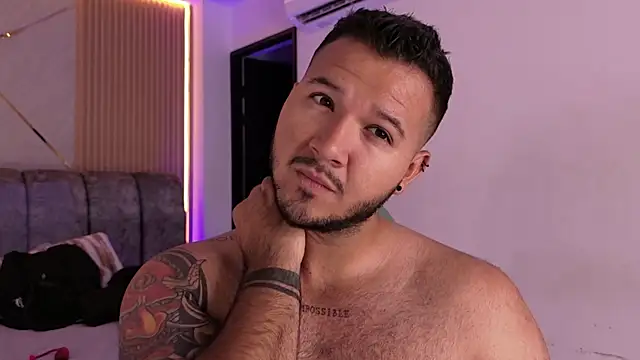 Chat +18 de mister_miike ao vivo
