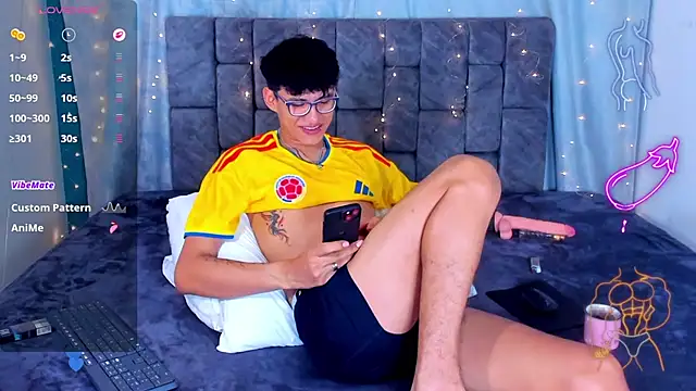 NicolasTorrez 라이브 XXX 채팅