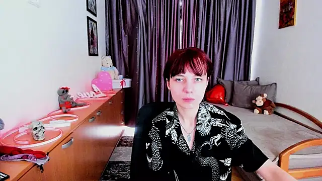 Chatroom XXX en direct de MiniLysii