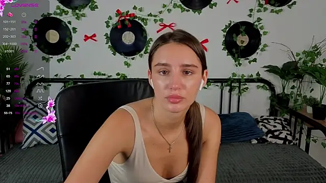XXX chat uživo modela NicoleWells22