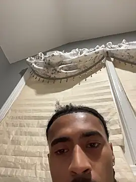 Chat +18 de Mellyj053 ao vivo