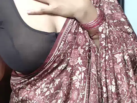 sunitha-3 লাইভ XXX চ্যাট