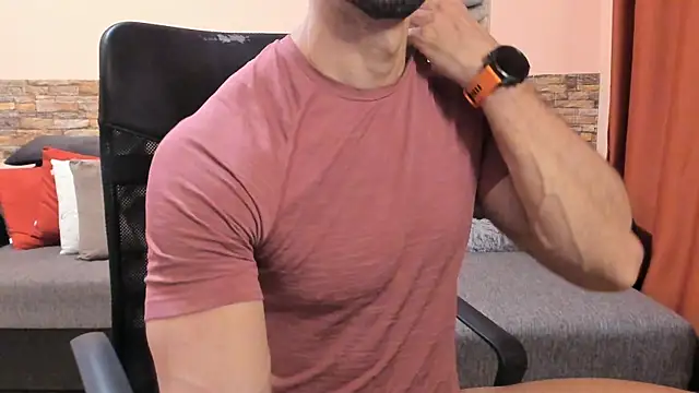 Chat XXX en directo de HotHunkTrainer