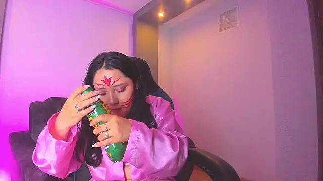 Czat XXX na żywo – Miiarouse__