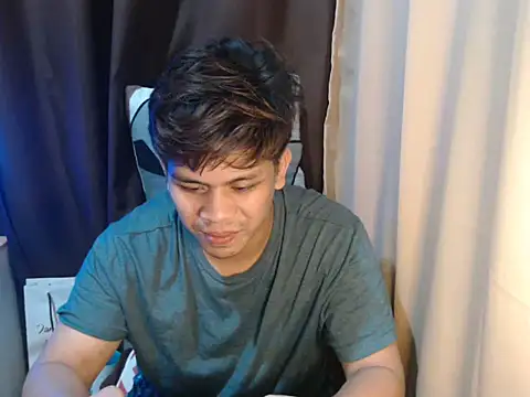Chat +18 de cumwhat_me ao vivo