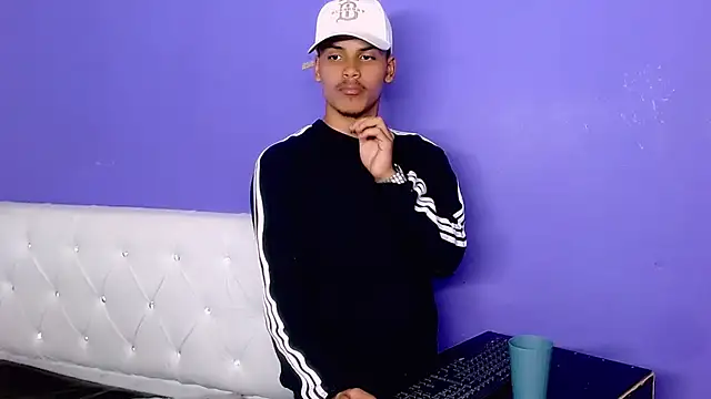 Онлайн чат XXX Angel_foxc13