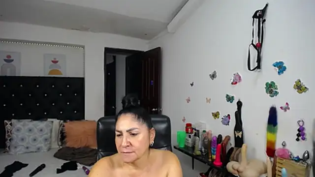 mature_bigboobs10's Live XXX Chat