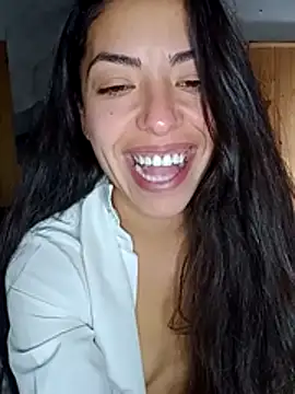 Chat +18 de CasiTuya ao vivo