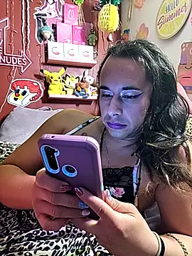TranSexualJade95 Adlı Modelin Canlı XXX Sohbeti
