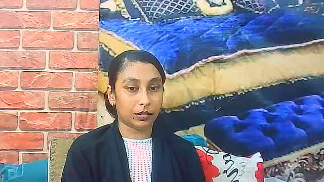 IndianSexyButt Live XXX-chat