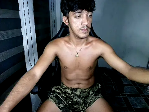 Spicy_RowyCam's Live XXX Chat