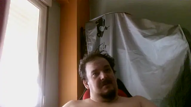 Chat +18 de porkorossy ao vivo