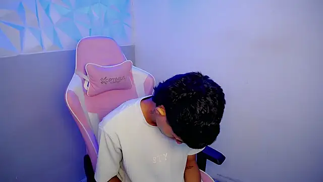 Chat XXX ao vivo de AAA_WHITE