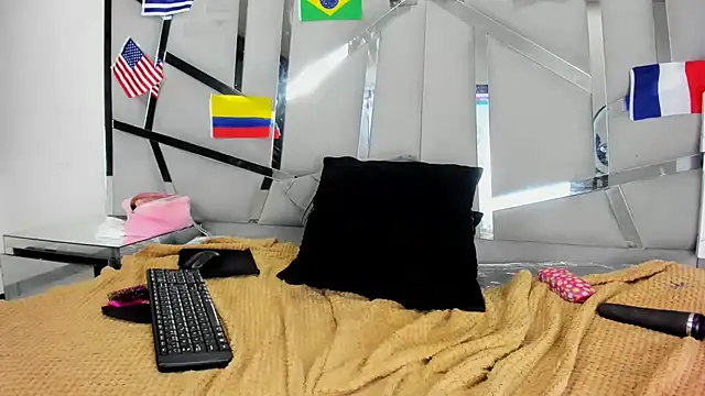 Chat XXX ao vivo de Catherinee69_x