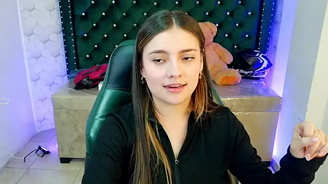 Diamond_juliana Adlı Modelin Canlı XXX Sohbeti