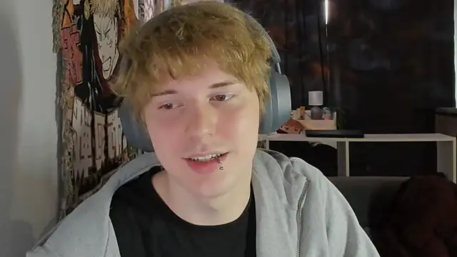 צ'אט XXX בשידור חי של Benjamin_Bo