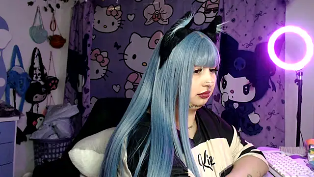 lussyevans24's Live XXX Chat