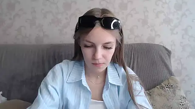 HitGyrl Live XXX-chat