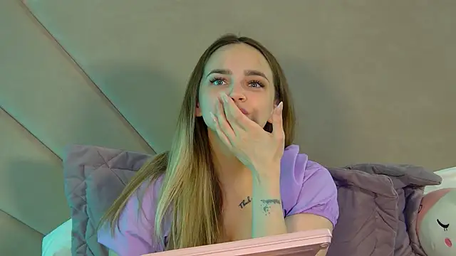 AnitaVenture XXX чат на живо