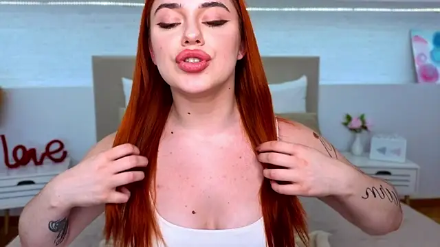 Chatroom XXX en direct de Hottie_miaa