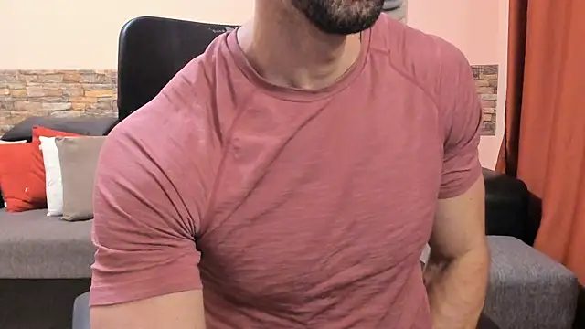 Chat +18 de HotHunkTrainer ao vivo