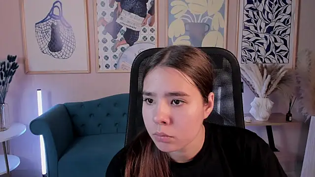 צ'אט XXX בשידור חי של SayaHeartnet