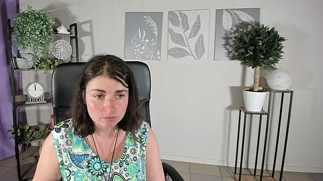 צ'אט XXX בשידור חי של MartaEdams