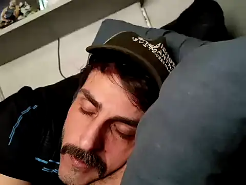 BrunoAlphaBR XXX чат на живо