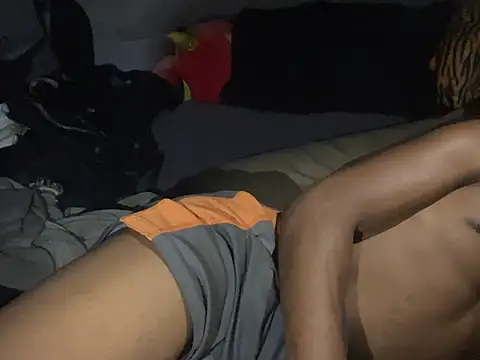 SlimeCrownzOut5 Chat XXX in diretta