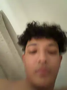fiddyxx live XXX chat
