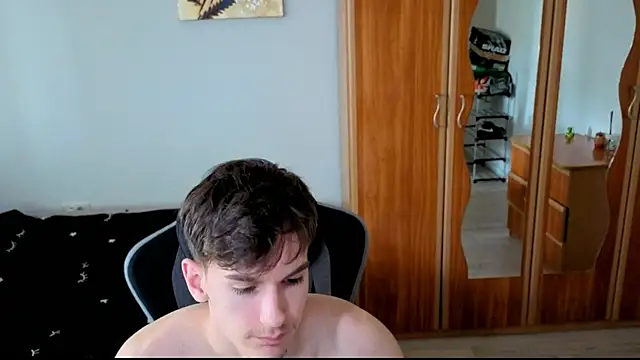 BradyFlint 现场XXX聊天