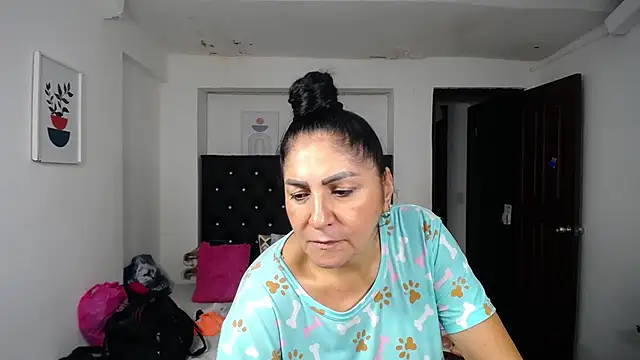 mature_bigboobs10's Live XXX Chat
