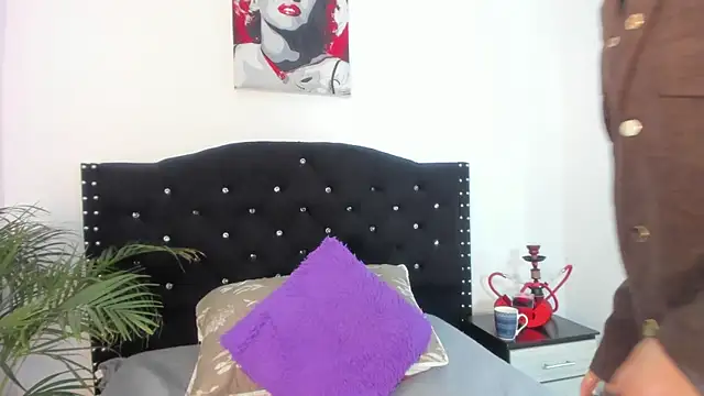 abby_jones2 Chat XXX in diretta