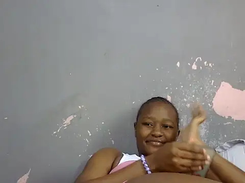 Petite_Ebony10 现场XXX聊天