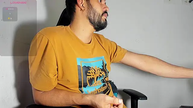Kael_cassian লাইভ XXX চ্যাট