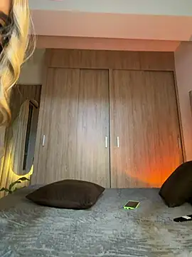 Karyrios 现场XXX聊天