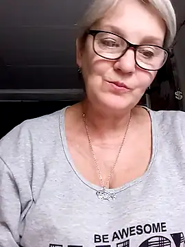 irinamaux's Live XXX Chat