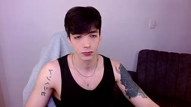 H3ll_B0I Pertunjukan Webcam