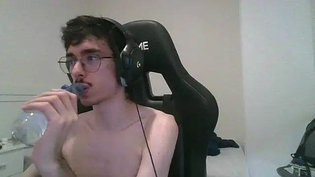 gabrielNovin17cm Chat XXX in diretta