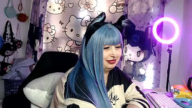 lussyevans24 现场XXX聊天