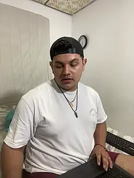 boy_jasson XXX чат на живо
