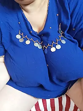 Natashaarabe Adlı Modelin Canlı XXX Sohbeti