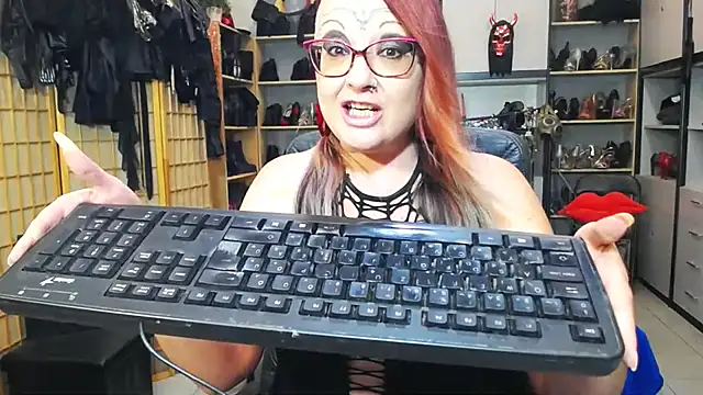 LindaDaemonX's Live XXX Chat