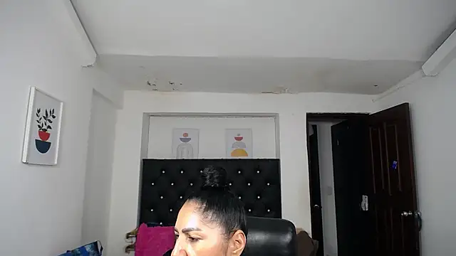 mature_bigboobs10's Live XXX Chat