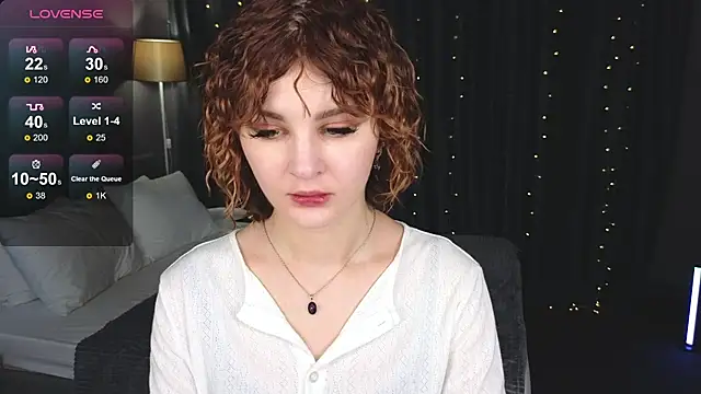 Chat XXX en directo de Kira__Fluffy