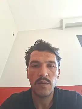 bisexsualman Adlı Modelin Web Kamerası Şovu